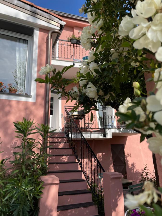Ti Vengo A Cercare Bed & Breakfast Castellaro  Eksteriør bilde